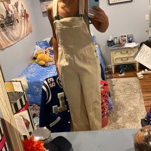 Cream Suspenders size M. Never worn